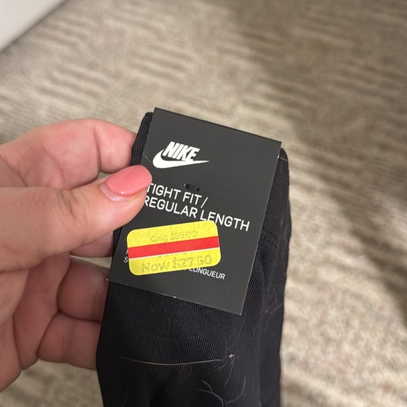 Nike Leggings - Picture 3 of 3